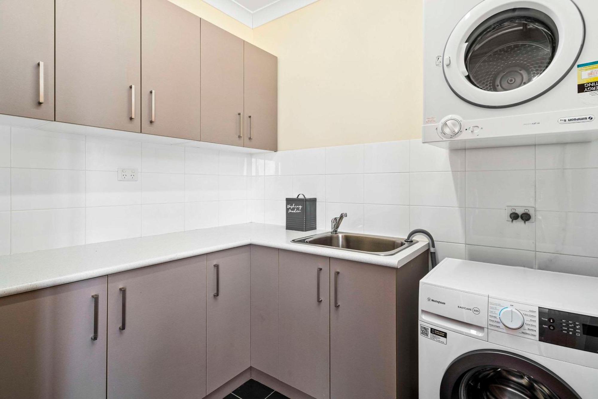 Comfort Inn Bishops Lodge Хэй Экстерьер фото