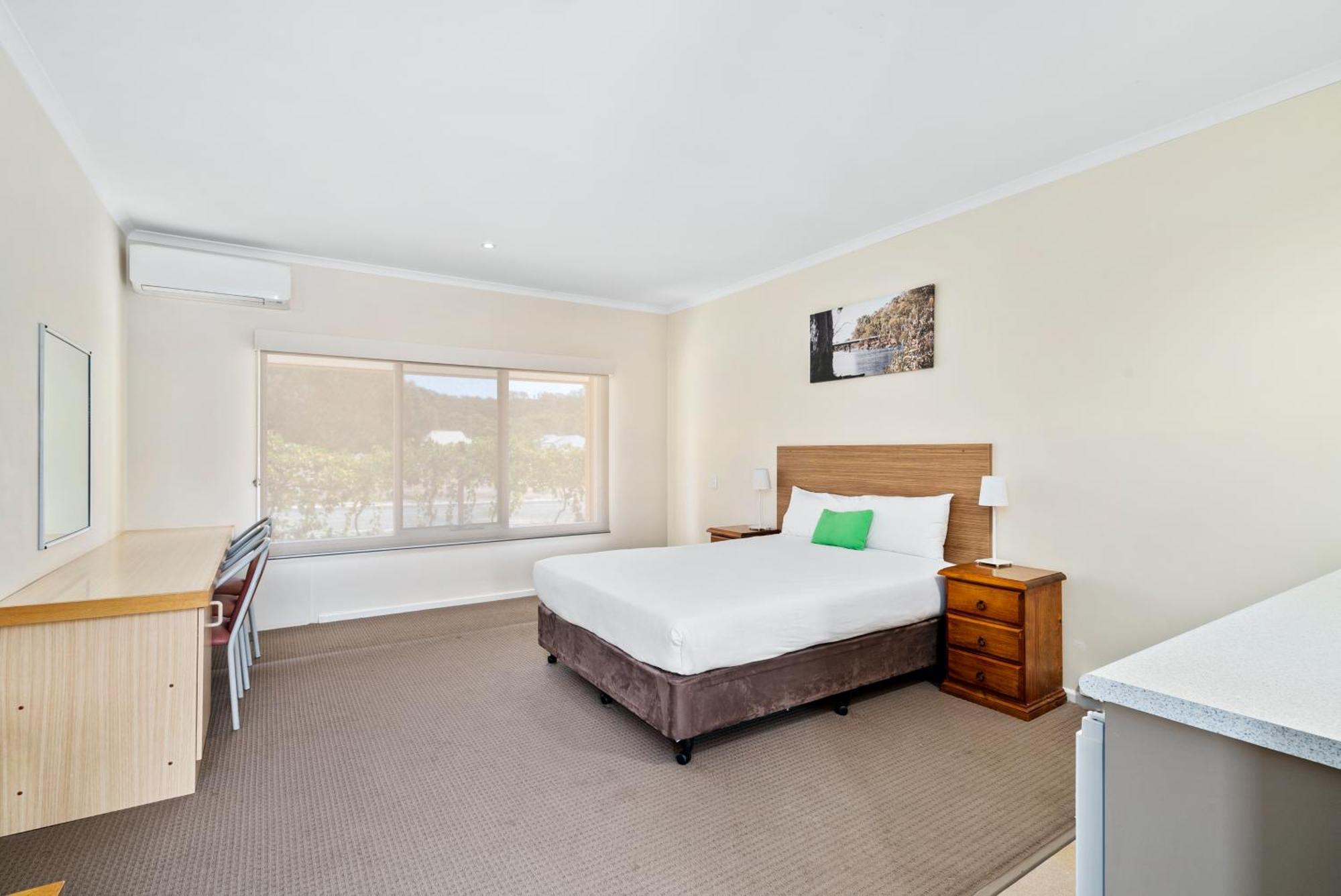 Comfort Inn Bishops Lodge Хэй Экстерьер фото
