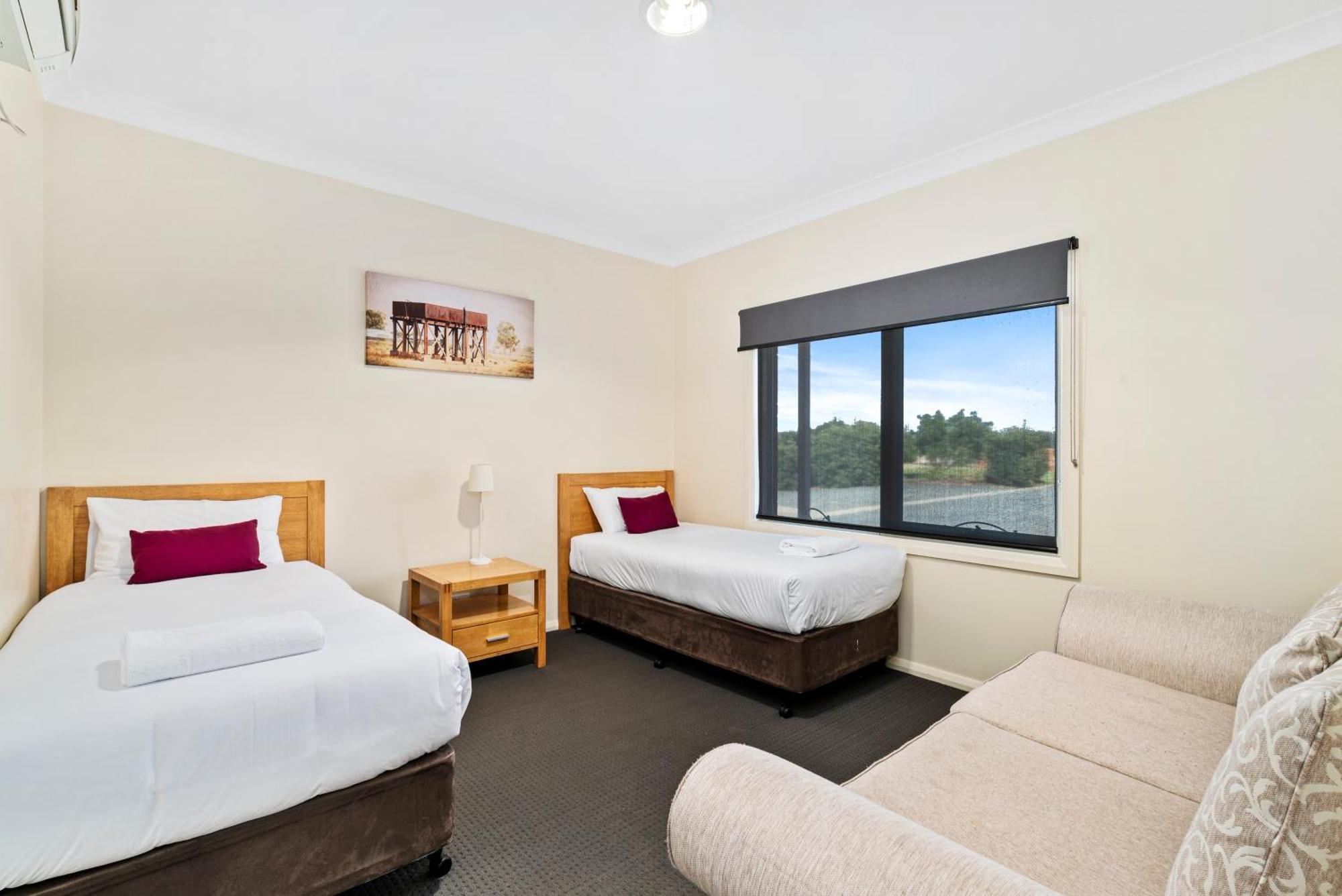 Comfort Inn Bishops Lodge Хэй Экстерьер фото